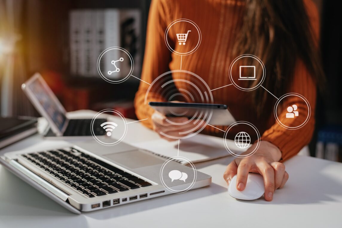 Omnichannel fulfillment for small business