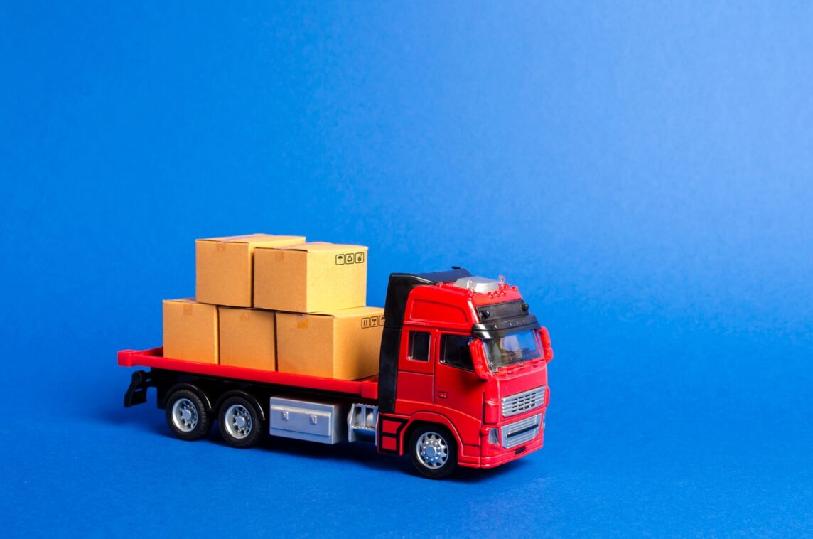 last-mile delivery shapes e-commerce success